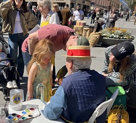 https://www.lions-club-upsala-disa.se/images/verksamhet/malning%20maj%2026.jpg